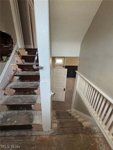 10106 Parmelee Avenue, Cleveland, OH 44108