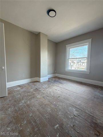 10106 Parmelee Avenue, Cleveland, OH 44108