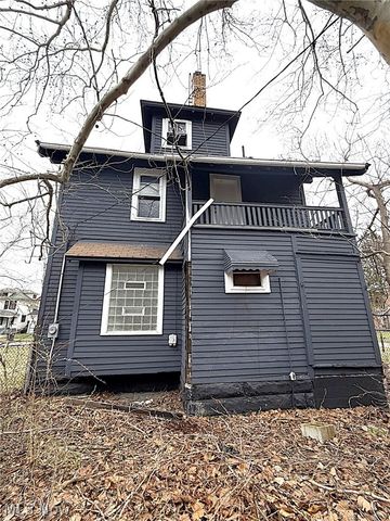 10106 Parmelee Avenue, Cleveland, OH 44108