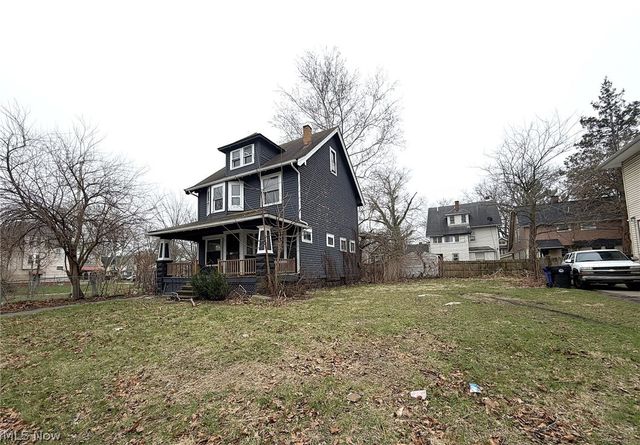 10106 Parmelee Avenue, Cleveland, OH 44108