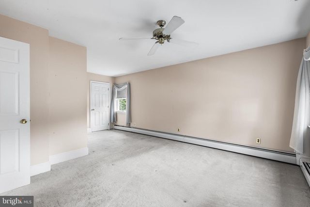 2747 SPRINGHILL RD, Secane, PA 19018