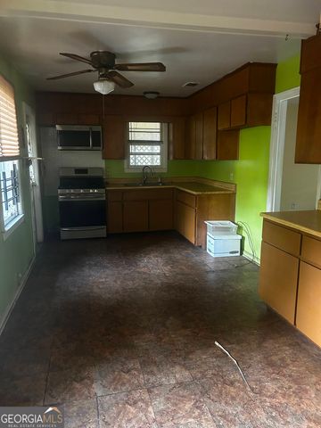 2108 E 60th Street, Savannah, GA 31404