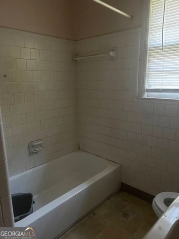2108 E 60th Street, Savannah, GA 31404