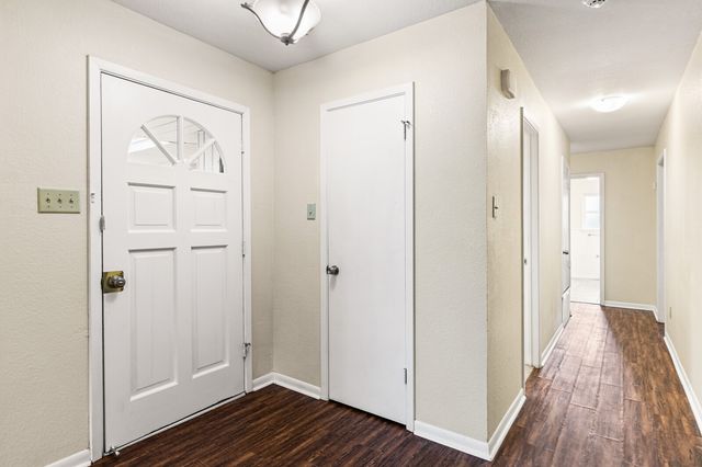 281 Lakeside Drive, China Spring, TX 76633