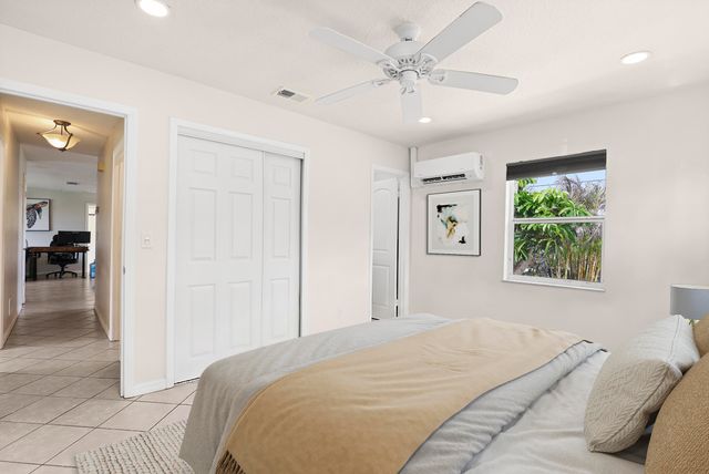 1741 SE Jackson Street, Stuart, FL 34997