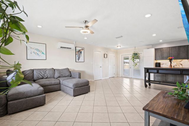 1741 SE Jackson Street, Stuart, FL 34997