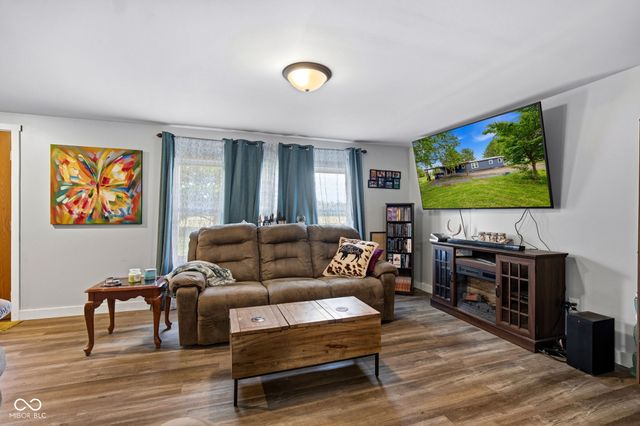 160 W Union Road, Monrovia, IN 46157