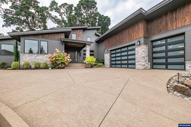 212 Kurth Meadows Av SE, Salem, OR 97306