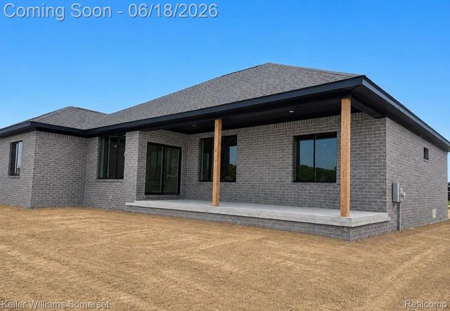 7085 Dryden Road, Almont Township, MI 48003