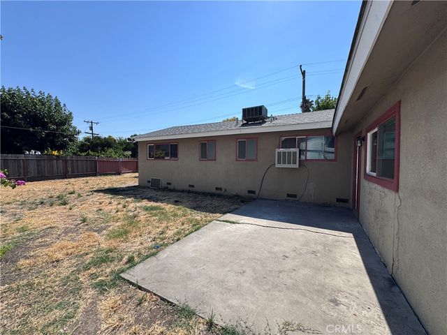 842 W Los Felis, Stockton, CA 95210