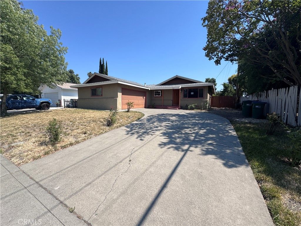 842 W Los Felis, Stockton, CA 95210