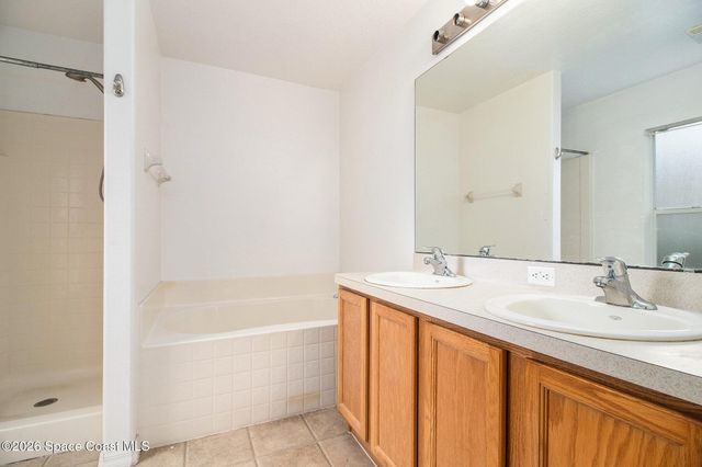 608 Cypress Oak Circle, Deland, FL 32720