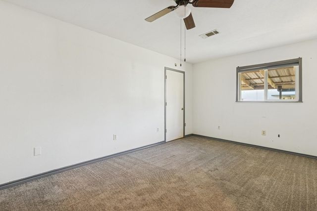 392 Robert E Lee Lane, Livingston, TX 77351