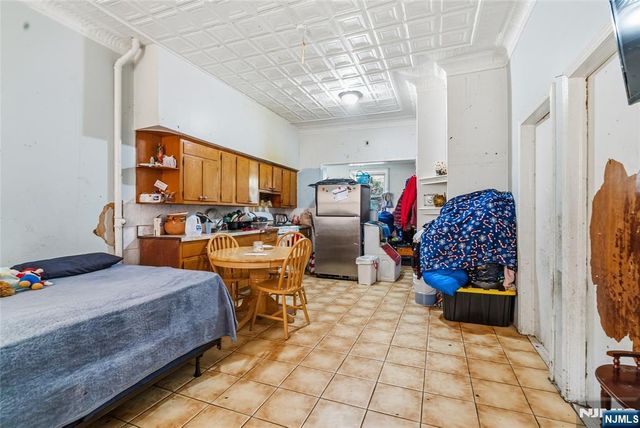 6307 Dewey Avenue, West New York, NJ 07093