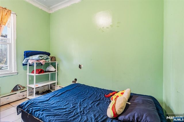 6307 Dewey Avenue, West New York, NJ 07093