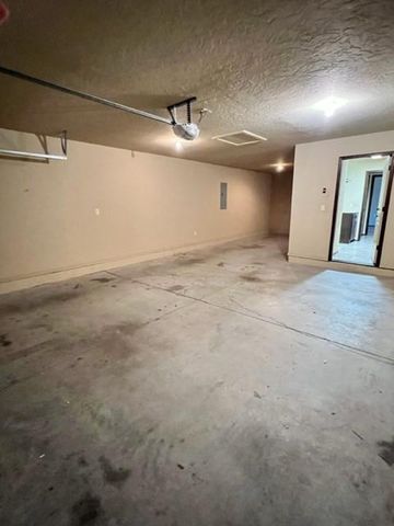 9105 Cates Way, Oklahoma City, OK 73139