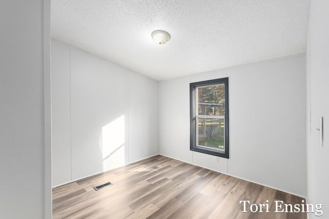 3955 S Holland Road, Sidney, MI 48885