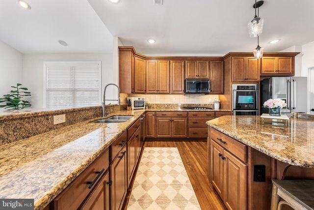 6578 ARBORDEAU LN, Macungie, PA 18062