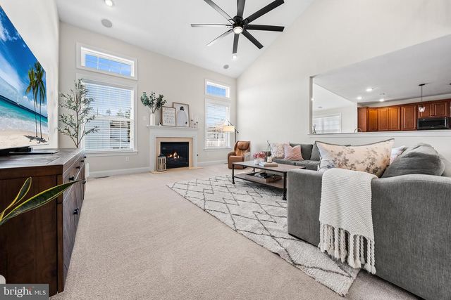 6578 ARBORDEAU LN, Macungie, PA 18062
