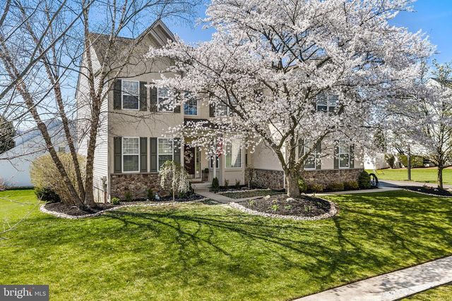 6578 ARBORDEAU LN, Macungie, PA 18062