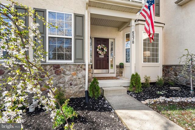 6578 ARBORDEAU LN, Macungie, PA 18062