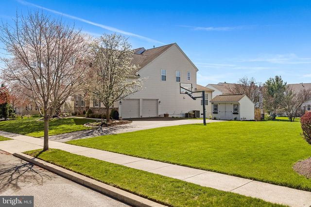 6578 ARBORDEAU LN, Macungie, PA 18062
