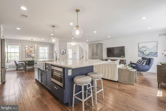 8625 APPLETON CT, Annandale, VA 22003