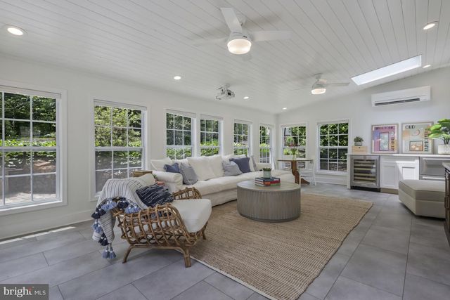 8625 APPLETON CT, Annandale, VA 22003