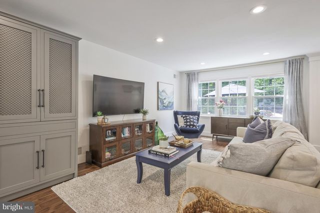 8625 APPLETON CT, Annandale, VA 22003