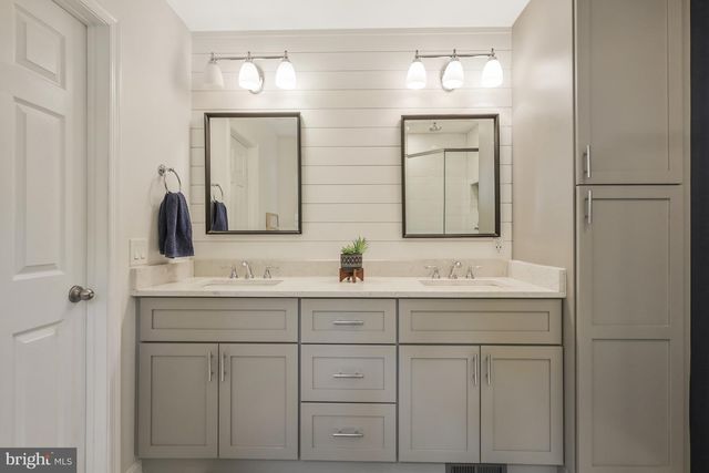 8625 APPLETON CT, Annandale, VA 22003