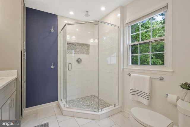 8625 APPLETON CT, Annandale, VA 22003