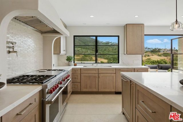 6326 Trancas Canyon Road, Malibu, CA 90265