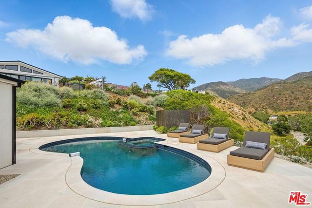 6326 Trancas Canyon Road, Malibu, CA 90265