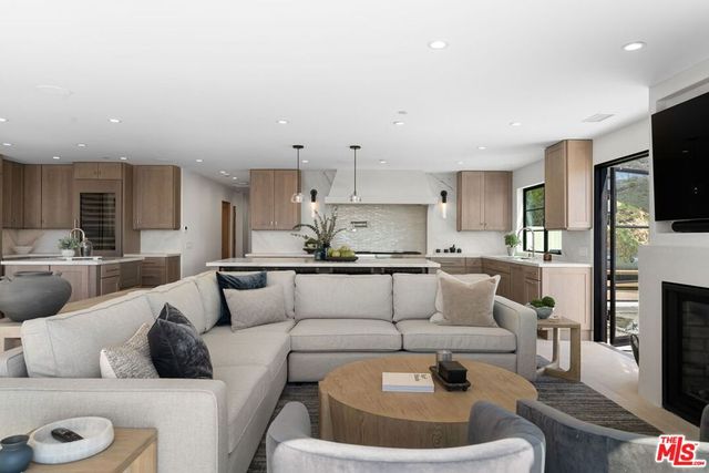 6326 Trancas Canyon Road, Malibu, CA 90265