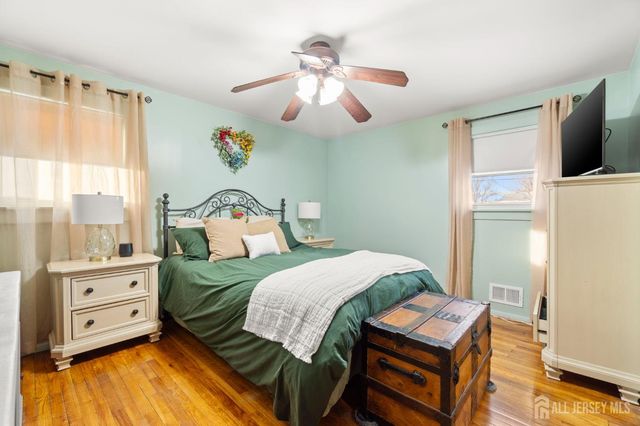 63 Tennyson Street, Carteret, NJ 07008