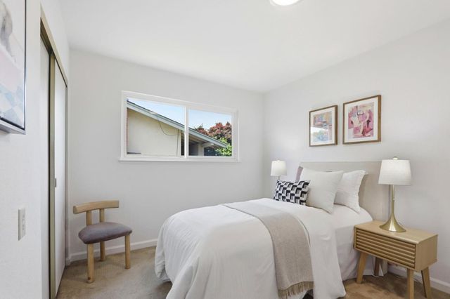 546 Woodstock Way, Santa Clara, CA 95054
