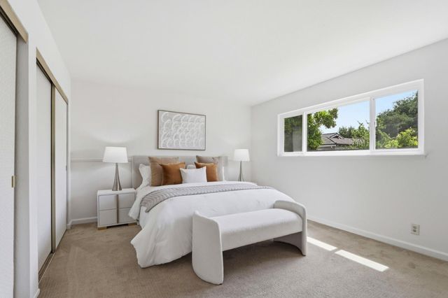 546 Woodstock Way, Santa Clara, CA 95054