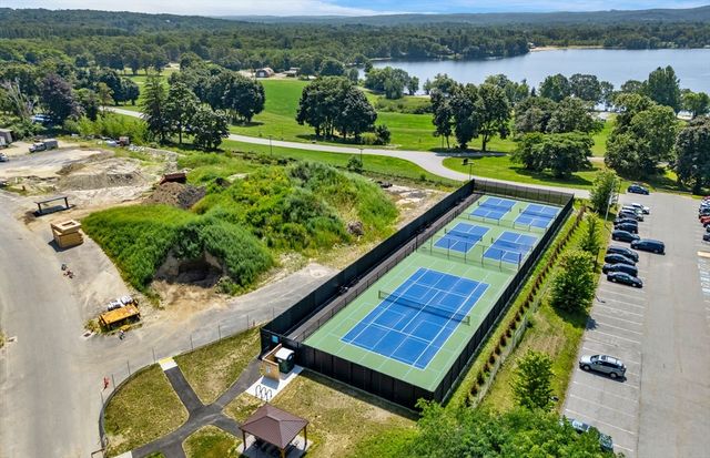 2 Codman Way 402, Westborough, MA 01581