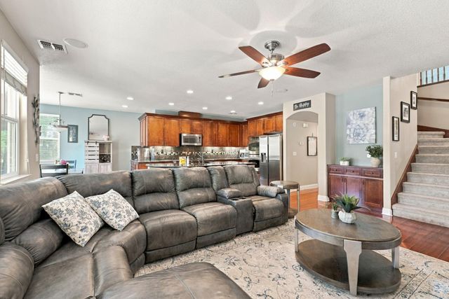 3134 Southcreek Dr, Lincoln, CA 95648