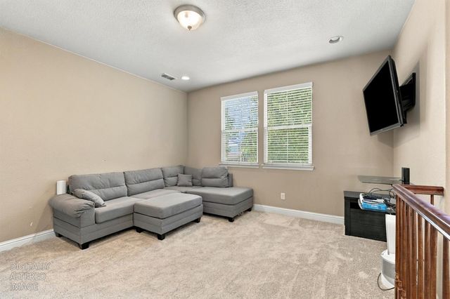 3134 Southcreek Dr, Lincoln, CA 95648