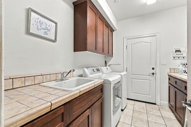 3134 Southcreek Dr, Lincoln, CA 95648