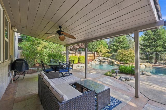 3134 Southcreek Dr, Lincoln, CA 95648