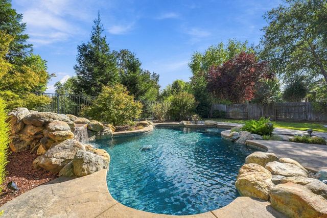 3134 Southcreek Dr, Lincoln, CA 95648