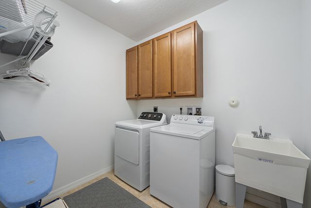 1056 Piccadilly Street, Palm Beach Gardens, FL 33418