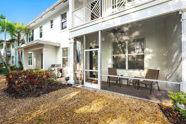 1056 Piccadilly Street, Palm Beach Gardens, FL 33418