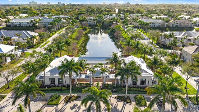 1056 Piccadilly Street, Palm Beach Gardens, FL 33418