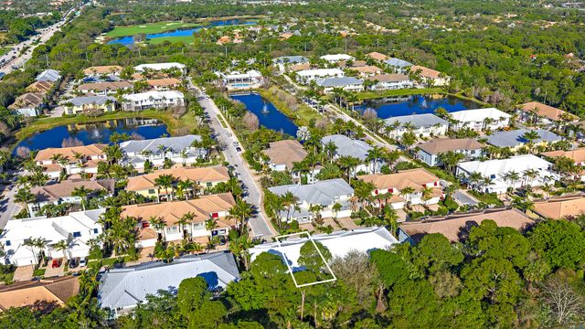 1056 Piccadilly Street, Palm Beach Gardens, FL 33418