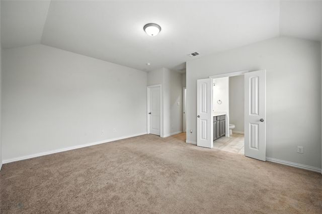 5 Pheasant Run, Sanger, TX 76266