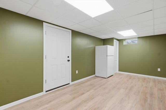334 Rogers St, Lowell, MA 01852