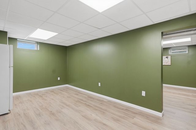 334 Rogers St, Lowell, MA 01852